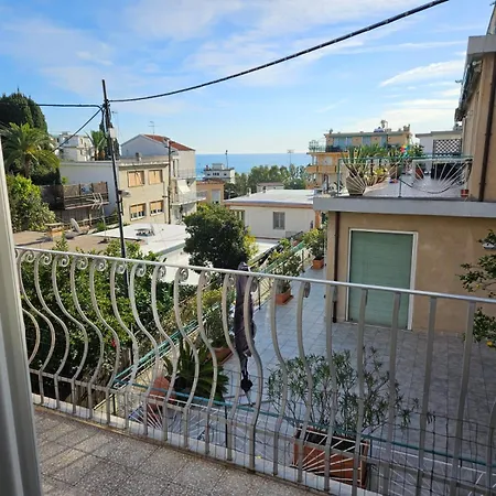 La Casa Di Annina Appartement San Remo